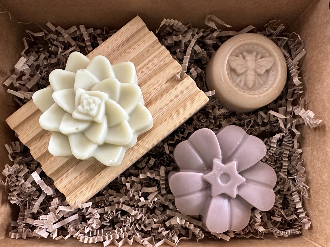 Luna's Prairie Gift Box